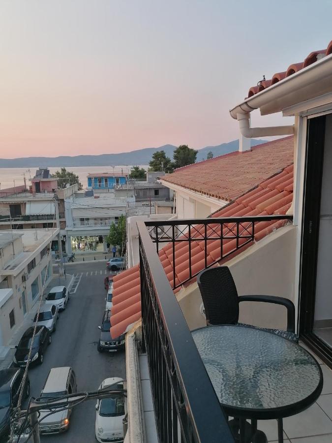 Attic View Palatia Nea Palatia Exterior foto